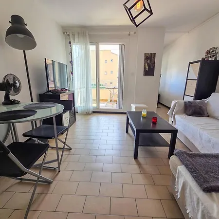 Au Cap D'agde, Parking - 2 Pers. - Fr-1-880-99 Agde